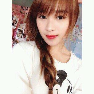 tiffanynotes's tweet image. Aww.Look at bubble♥Since 2012♡