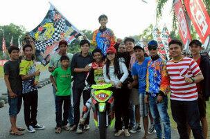 onix_brs's tweet photo. #Berhasil Mengibarkan bendera Legend of race #15 http://t.co/fxTYpDwyfP