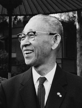 松下幸之助の家系図 松下由樹は子孫ではない 娘や息子 パナソニックに入社したひ孫について アスネタ 芸能ニュースメディア