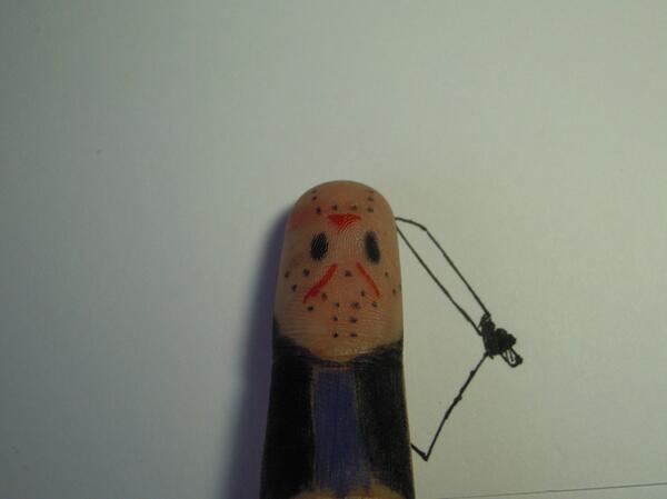 NachoCom_Cor's tweet photo. Además, a Sam le encantan las películas de terror. Su favorita es "Viernes 13". #PensamientoCreativo #StoryFinger http://t.co/gYdUrwyvU1
