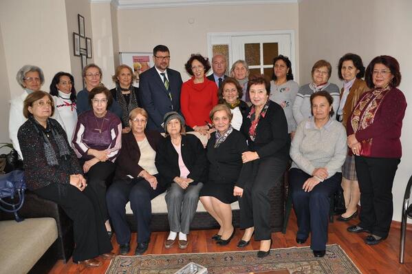 MHP Seyhan Belediye Başkan Adayı Abdullah Çalışkan,Türk Kadınlar Birliği'ni ziyaret etti.