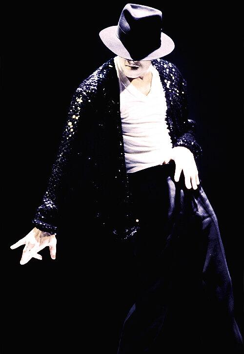 mjjforever0's tweet photo. #BillieJean #MichaelJackson #KingOfPop http://t.co/iJID2XhmSW