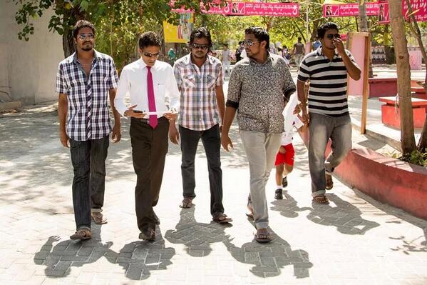 AmmadayAnjal's tweet photo. Vilimale ge tharahgee aa kurierumah mifaharuvess ahmed nihan candidate no:1 http://t.co/n8hVVJOoqf