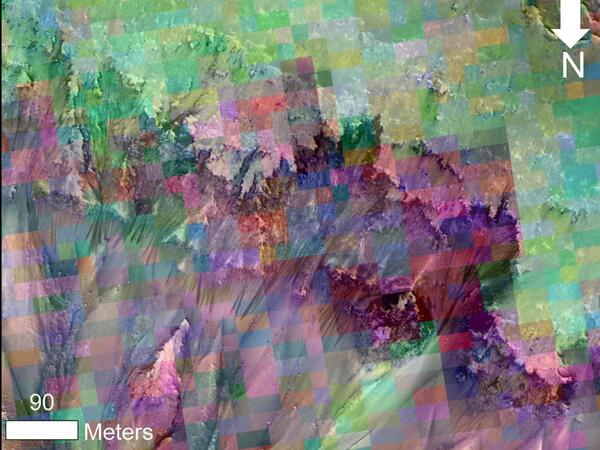 Cockrellark's tweet image. Mysterious dark streaks on Mars puzzle scientists wrd.cm/1fvRvkW