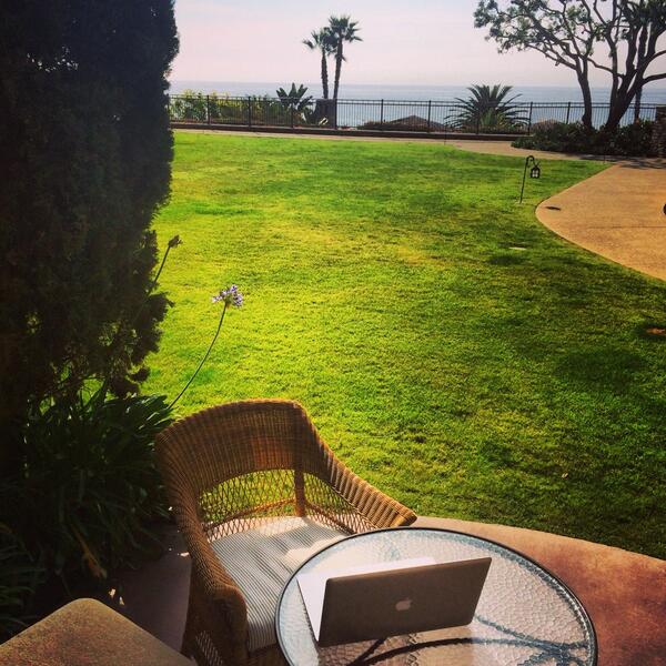 Remote_Office's tweet image. A calm surf on #LagunaBeach #remoteoffice @lagunabeachgov