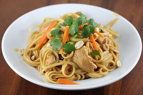 COOKINGRECIOES's tweet photo. Thai Chicken Pasta  http://t.co/DGEb9ml7Uz
#food #cooking #recipes #delicious #foodrecipes #canada #Usa http://t.co/EvVC3Tx6UR