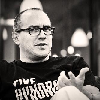 davemcclure's tweet photo. .@bnext: @500Startups 創辦人訪台，持續關注台灣新創環境 - 數位時代－台灣最具影響力的科技媒體 http://t.co/WijE87vzJp cc @500Startups @PicCollage http://t.co/S9SD6c58uD
