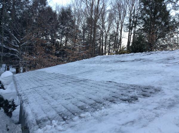 PipChurchilll's tweet image. Roof cleared and ice dams removed #CMPIP hates knowing everything cause you get pulled into charity work like this