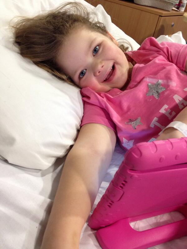 PrayForDempsey5's tweet photo. She says she loves and missed everyone! 💞 http://t.co/02rhXIC1iU