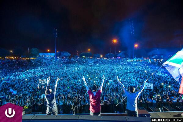 WandWmusic's tweet photo. Dropping our new collab with @Blasterjaxx at @Ultra South Africa!! http://t.co/Kzax5ckp9k