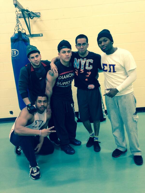 Sigmapi_wpunj's tweet photo. Sigma Pi Brothers from WPUNJ taking time to workout together, a healthy body leads to a healthy mind http://t.co/wvhFsVMMPr
