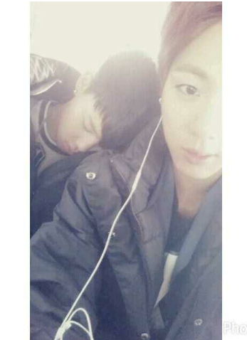 تحديث بانقتان في التويتر جين:ان هذا الفتى يحب كتفي