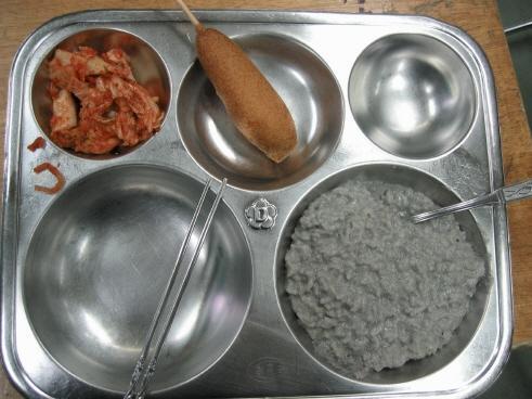 급식류甲 시멘트 급식 ㅋㅋㅋㅋㅋ
급식메뉴 궁금할땐? 급식톡!! play.google.com/store/apps/det…