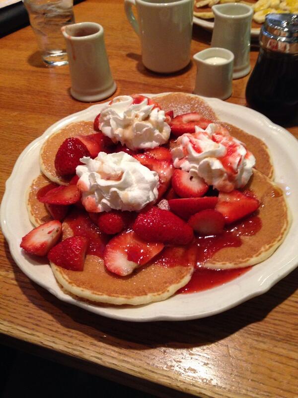 Laboratory_talk's tweet image. It&apos;s not ALL about the work at #Pittcon2014 - there is some great breakfast to be had too