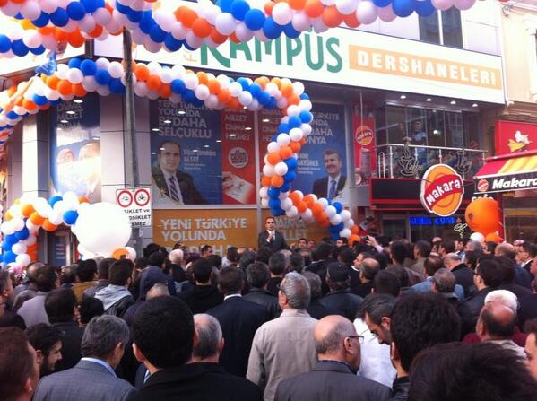 Form Kavşağı Seçim büromuzun açılışına ilgi büyük. #BirlikteKonyayız