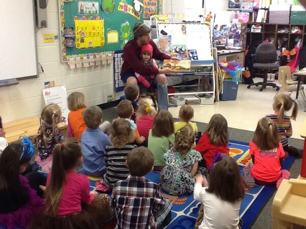 kjdugre's tweet photo. @WDP4K @wdpsd4k wacky Wednesday mystery reader! http://t.co/tQxjfJmWx6