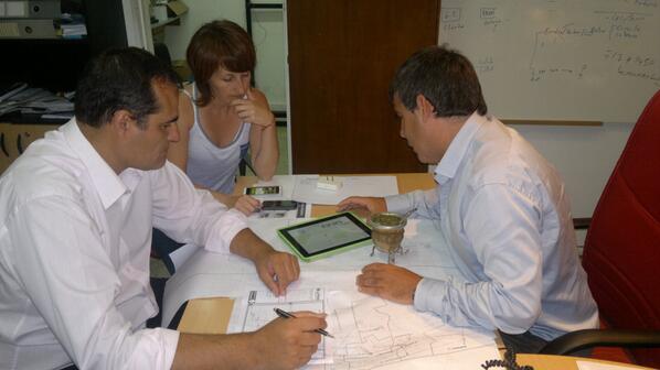 MOPUMLP's tweet image. #ForoDeSeguridad Planificación de tareas por parte de autoridades municipales en respuesta a los vecinos #VillaElisa