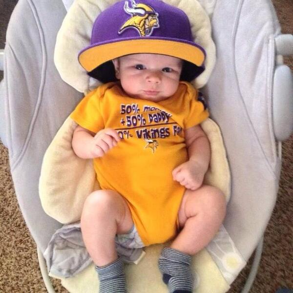 teel_emily's tweet photo. #LittleVikings #Liam http://t.co/2BiHcIQVPK