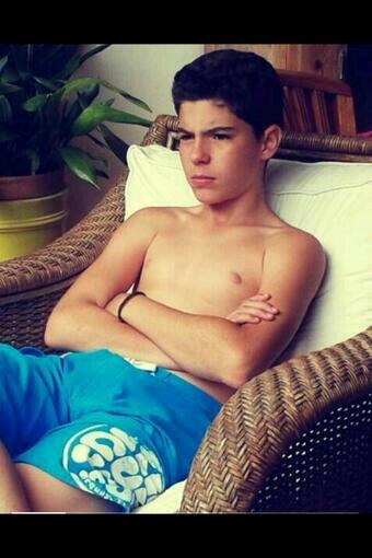 LauraCabeza6's tweet photo. Lo amo ;] http://t.co/L3mAim0m5t