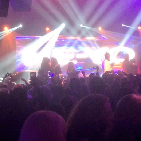 Hey_Look_Up's tweet image. Oscar Afterparty. #heylookup