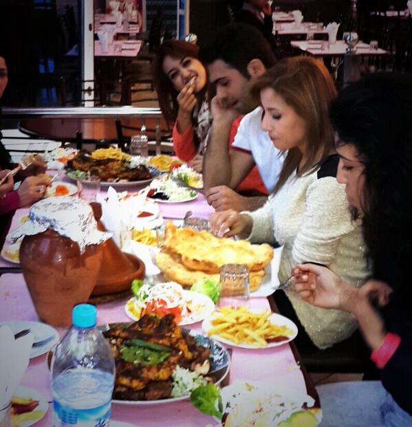 ZinabOussama's tweet image. تفضلو معانا
شهيه طيبه
#zineboussamaworld