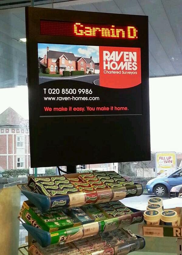 RavenHomes's tweet image. @Amscreen_Local BRILLIANT advert in Chigwell Shell Petrol Garage - recommend #linklocal to all local businesses!!
