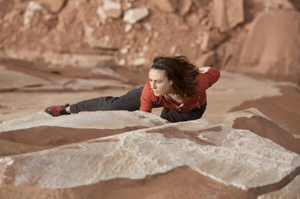 climbingzone's tweet photo. Buenos días¡¡ No hay mejor música que tu corazón cuando la chapa está a 3 metros #escalada #bulder http://t.co/iLxSG2ma43
