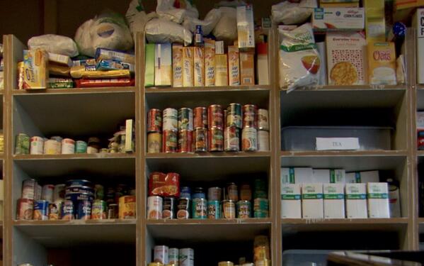 #BBCPanorama's film about food banks, ‘Hungry Britain?', has just begun on BBC1. Watch here: bbc.in/11ge222
