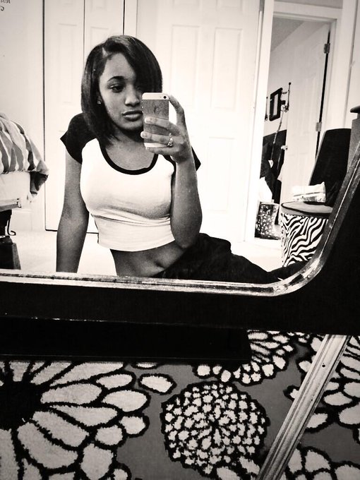 Watch Autumnnnnn🌸's leaked NSFW photo on TwXstars