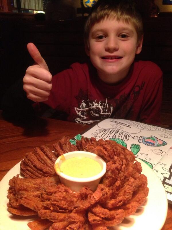 tkoppmann's tweet photo. @KevinHarvick @DeLanaHarvick Congrats on the "W"!!!  Thank you!!  #BloominMonday #4thewin http://t.co/SVJ1U6QV5o