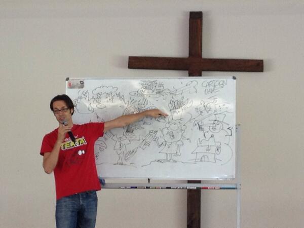 PLCJunior's tweet photo. Fun, laughs and creativity - JS are enjoying Cartoon Dave! @cartoon_dave http://t.co/oSllgDLRJN