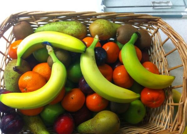 LaurenCaragh's tweet image. Good morning and #HelloJLL - anyone for fruit?