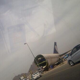 AlamirFaisl's tweet image. طاحت جنب استرحتنا ههههه