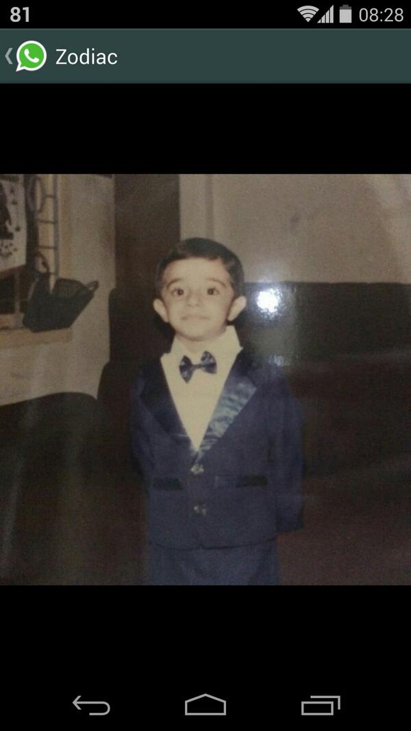 venkyknev's tweet image. To those who wanted to know how to pick up girls. Here. @Vignesh_Sridh #sycon