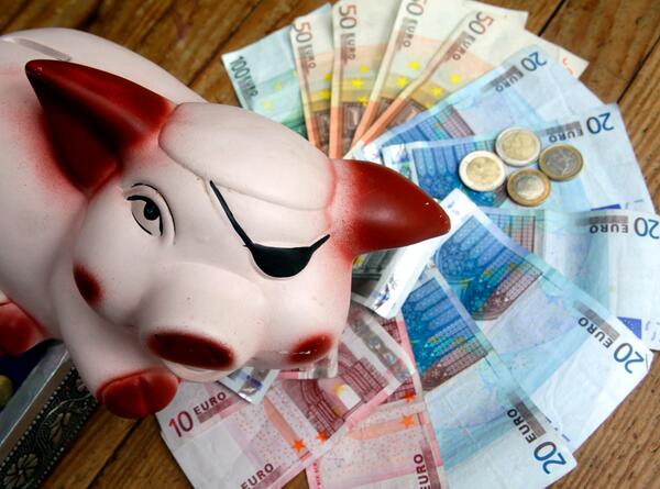 kus_lianneee's tweet photo. afbeelding #ec053 #5.4 Zwart werken http://t.co/7unKiNXuyh