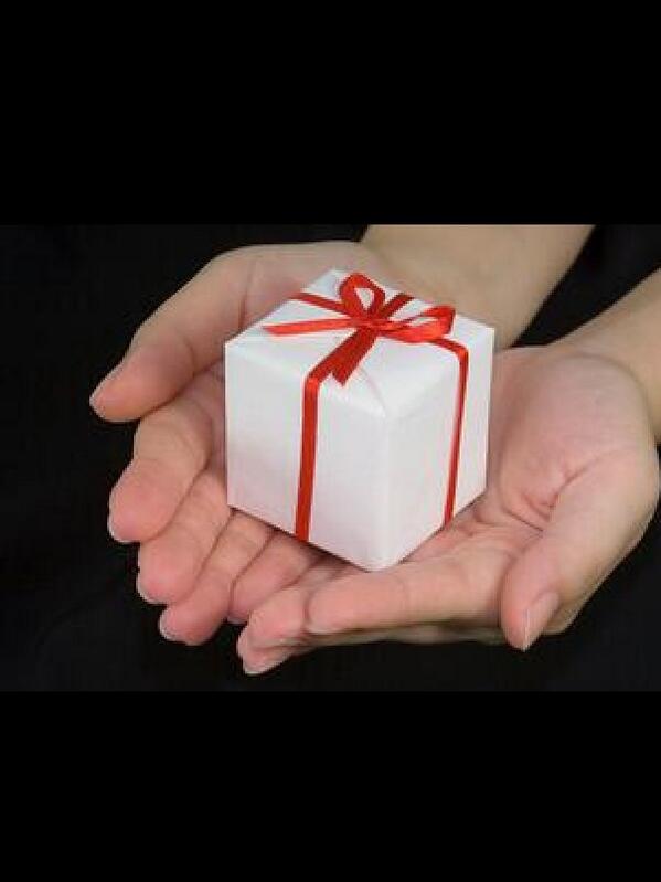 PresentSubs's tweet photo. Not so many #competition entries on Facebook. 4 Mother's Day &amp; birthday ideas, head over 2 http://t.co/b8WcHVZb1S http://t.co/O1DbgqZ64q