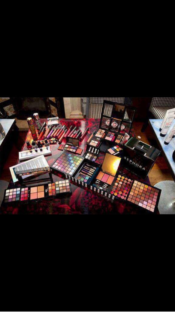 xdamesmode's tweet photo. Retweet dit en krijg dit setje gratis... @xdamesmode http://t.co/RtWVuvMypo