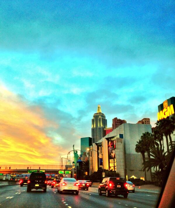 gerryk84's tweet photo. “@MGMGrand: Who is ready for the road to #Vegas? RT  if you are. #followyourdeams http://t.co/WkH8F4gSvF”

@KMF_84 @AdamHinks @gruffpedro