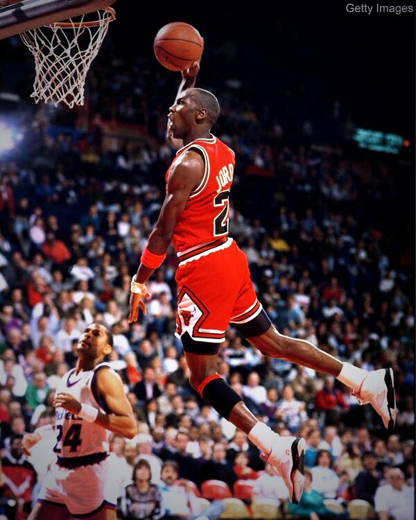 SYSlibro's tweet image. Aprendí que si no la metes tú, nadie te la va a meter por ti