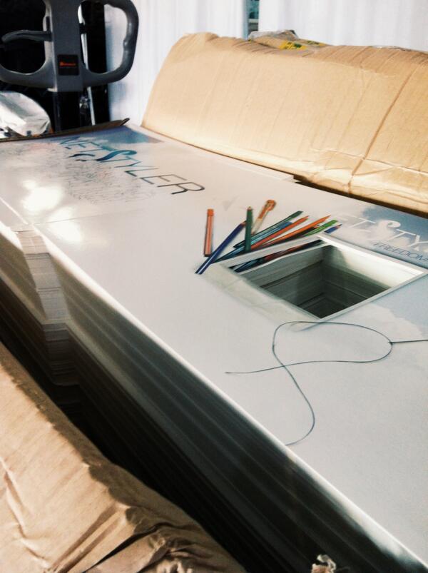 netstyler's tweet image. On aime les livraisons matinales! Bientôt dans vos boîtes aux lettres! 
bit.ly/1eQc3sp