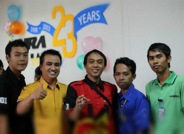 Edisi ultah adira warna warni di cab banyuwangi #selfieadira @admaxxmagazine