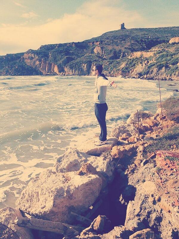 Luzzu_Spa's tweet photo. Prova ad abbracciare tutto il mare, ascolta il suo respiro da vicino, lasciati attraversare dall'immenso. http://t.co/0EvE4k6NVV