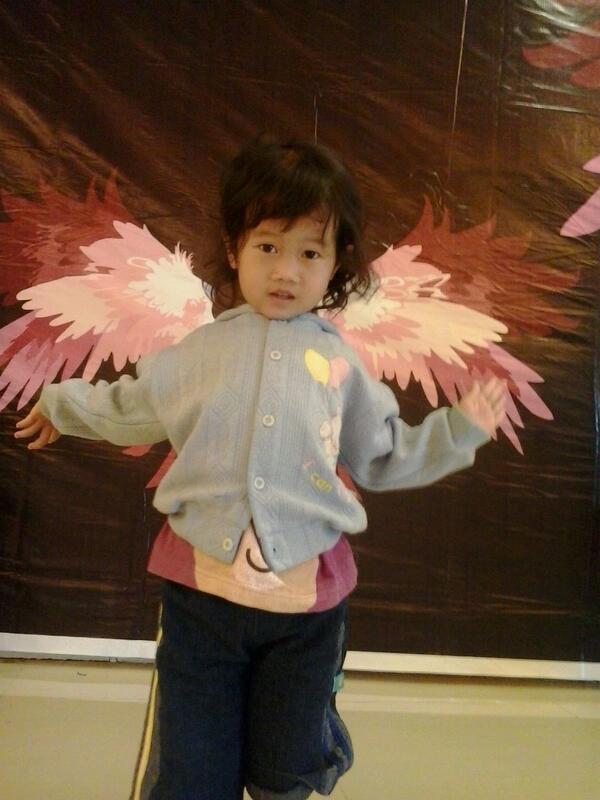 bidadari kecilku....