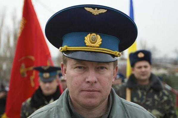 Colonel Yuliy Mamchur - Ukrainian air force commander abducted Russians in Crimea