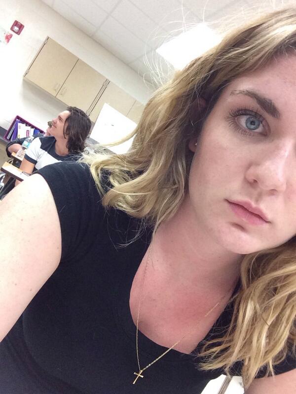 Who r u <a href="/AlecTatro3/">Al</a>