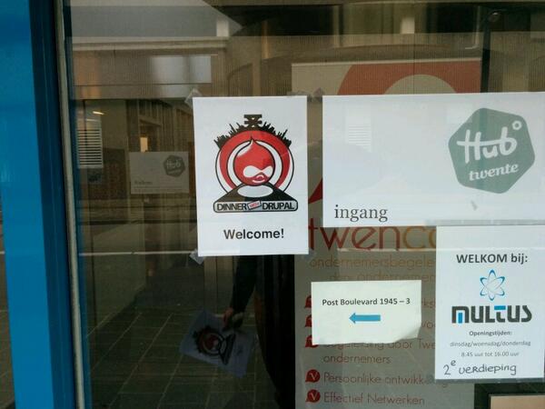 Follow the red Druplicon.