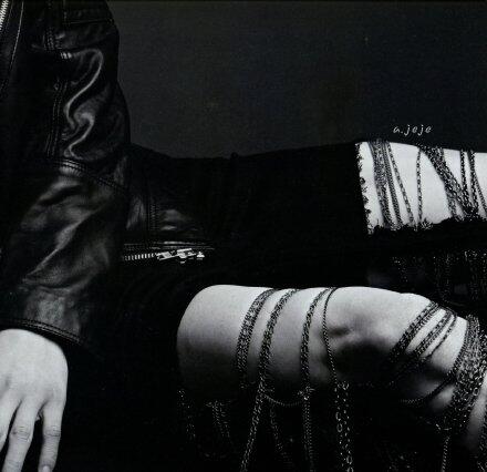 anne0626's tweet photo. 【김재중♥JYJ Magazine】 출처:아트제제 2500px [1] http://t.co/urhBc2v8D2 http://t.co/m5BVmMJyDg http://t.co/R5w1CGZQ3v http://t.co/AHQXptSZgo
