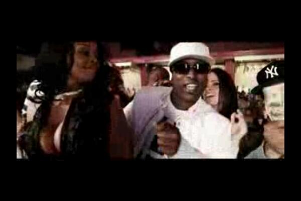 TeamDream2IMG's tweet photo. #TB #Music #Dream2IMG #MusicGroup http://t.co/QRMXGnF0FD @FACEYourDREAM2 I see you across the room #Bet #VH1 #MTV 🎶⭐ http://t.co/ZgtztCNuhy