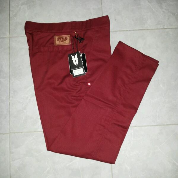 HW.maroon | size 32-36 | IDR : 220K pin bb 7498C969/2A16ACE0
