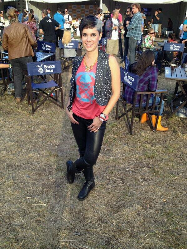 Gracias como siempre a @SheRocksWear y <a href="/UccelloCalzados/">Uccello Calzados</a> x lookearme siempre para tremendo evento de rock :)
